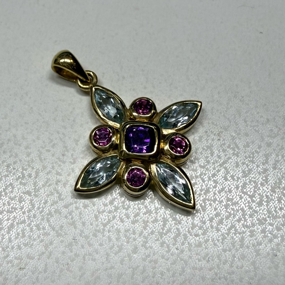 Elegant Gold, Bkue and Purple Floral Pendant